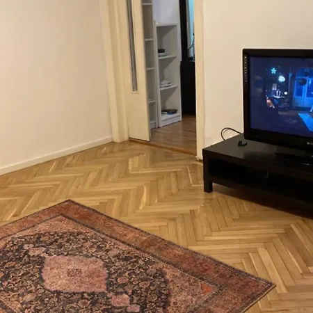 Ultracentral Apartment Craiova
